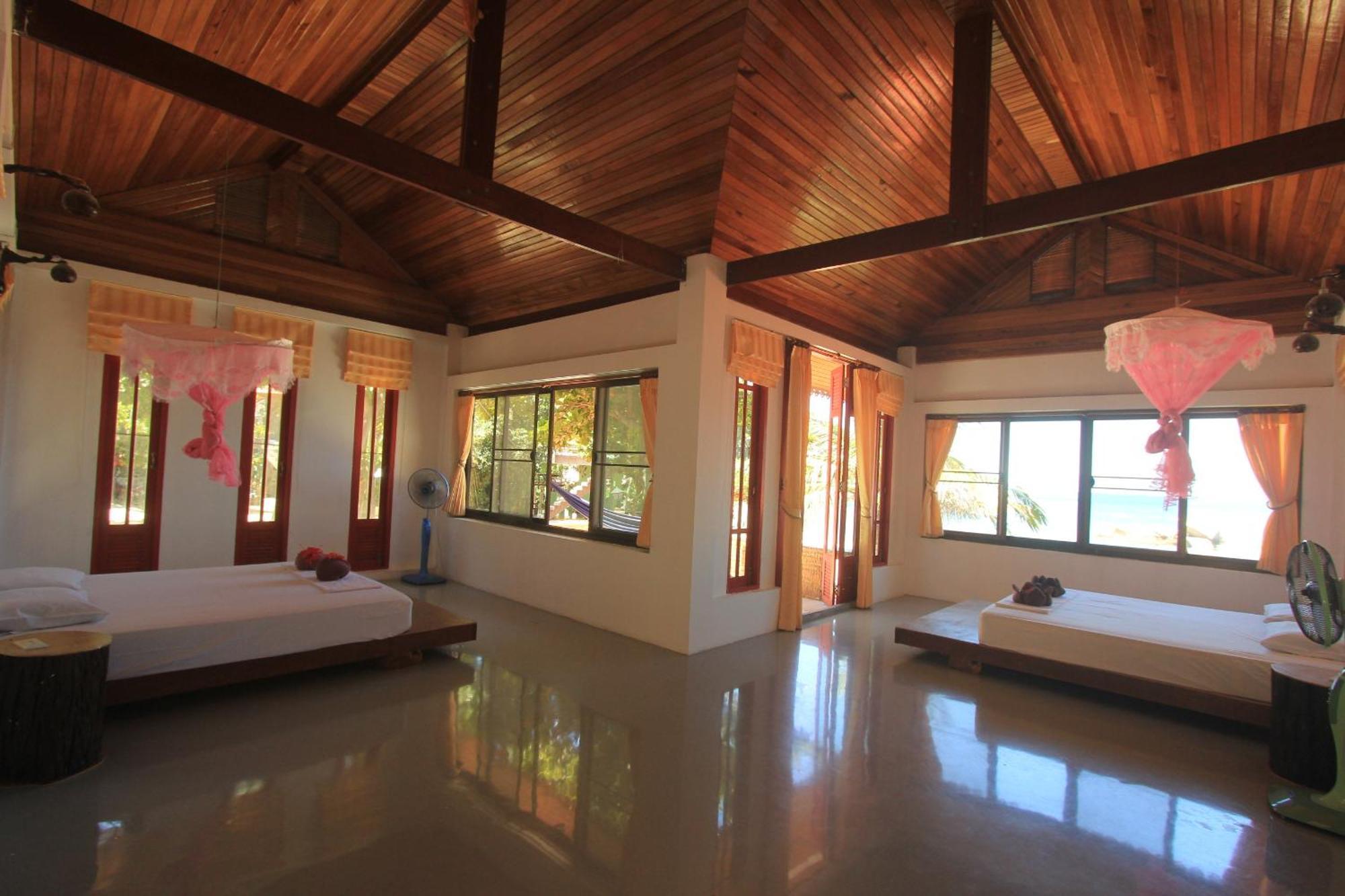 Mountain Reef Beach Resort Koh Tao Rum bild