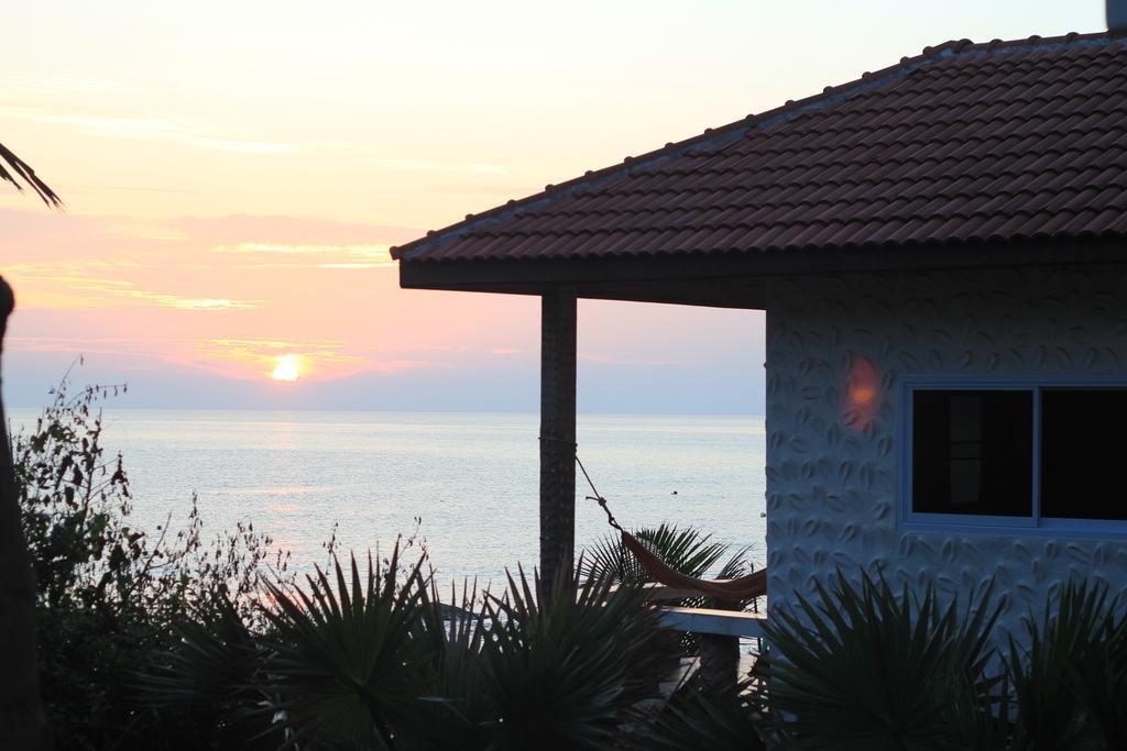 Mountain Reef Beach Resort Koh Tao Exteriör bild