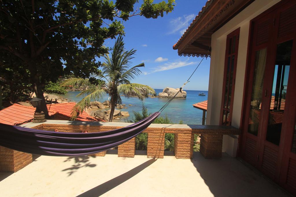 Mountain Reef Beach Resort Koh Tao Rum bild